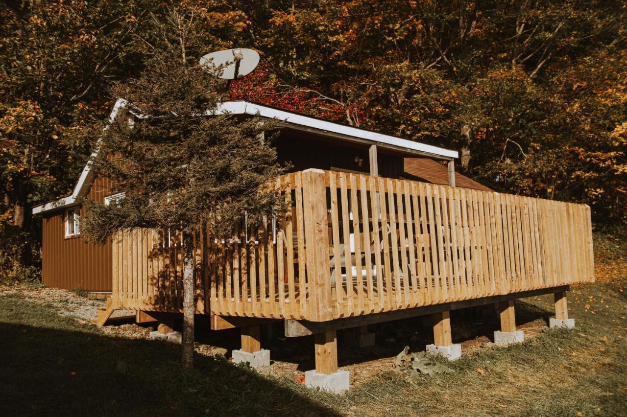 Lang Lake Resort Espanola Экстерьер фото